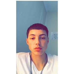 Meet your Posher, Enrique